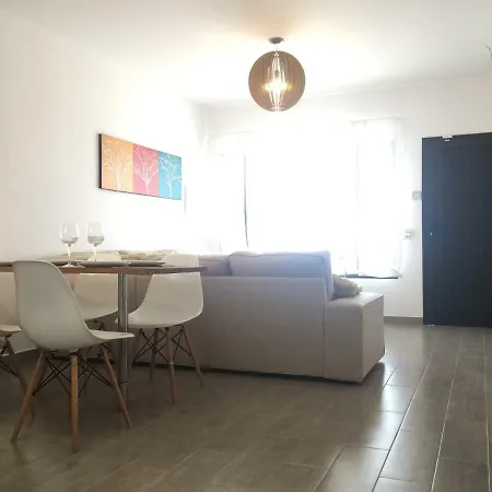 Vivienda Frente Al Mar Daire Playa Honda (Lanzarote)