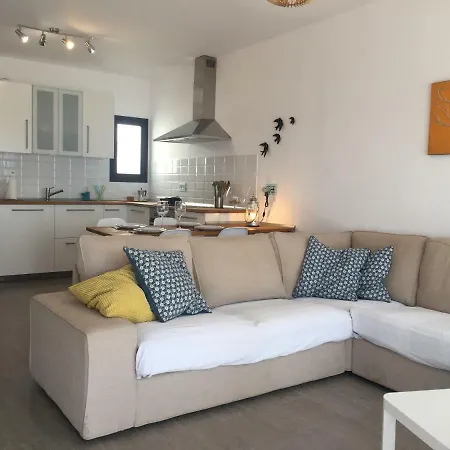 Vivienda Frente Al Mar * Playa Honda (Lanzarote)